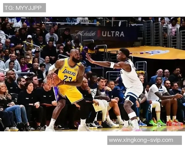 湖人缺少东詹却被里夫斯打爆德罗赞拉文表现为何不敌对手