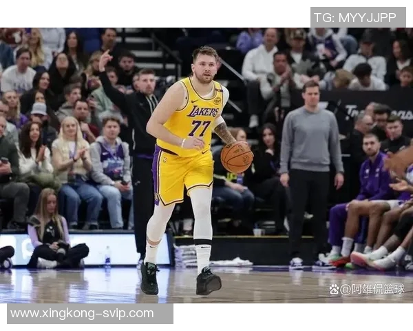 美媒称浓眉与弗拉格换东契奇交易提议遭湖人拒绝