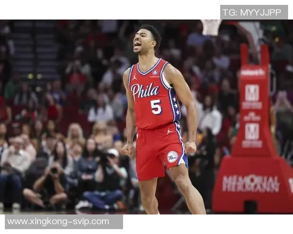 76人对格莱姆斯报价870万均薪稳定在900万左右引发关注