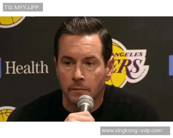 雷迪克谈球队第三节表现不佳称未做好准备导致净负10分