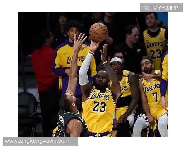 NBA赛季回顾：国王遭森林狼逆袭太阳力克湖人开拓者战胜勇士展现实力