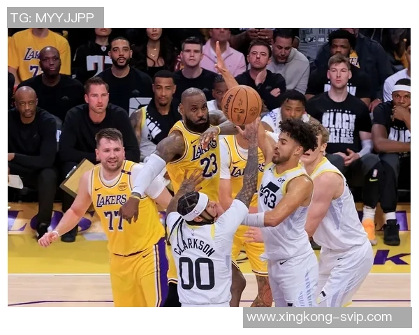 詹姆斯文森特出战成疑湖人胜率高达895爵士仅105 詹姆斯文森特出战成疑湖人胜率高达895爵士仅105