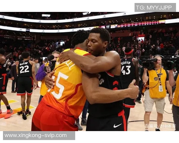 华子与米切尔再度交锋谁能在后天的对决中胜出